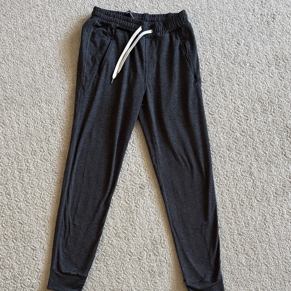 Vuori Men’s Sunday Performance Joggers Small